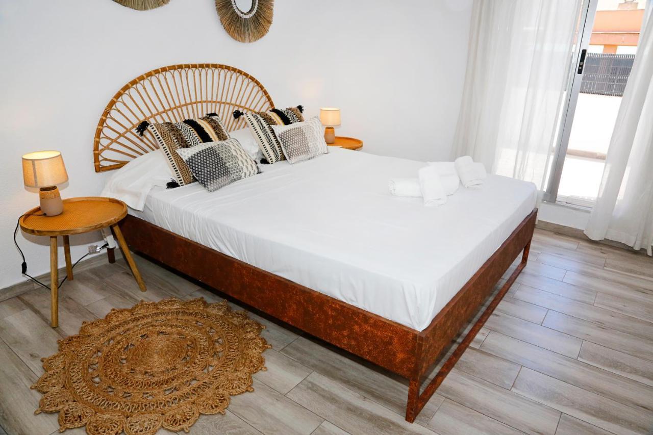 M&C Penthouse Santa Barbara Apartment Alicante Bagian luar foto